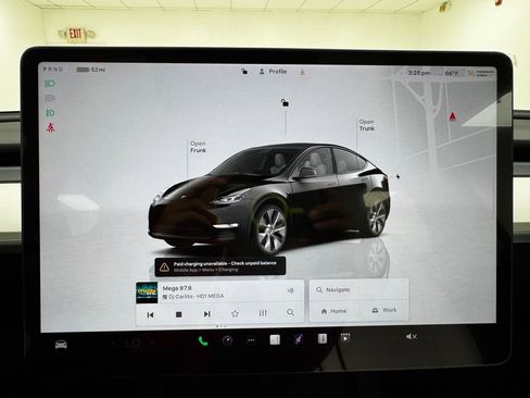 Used 2024 Tesla Model Y Long Range image 18