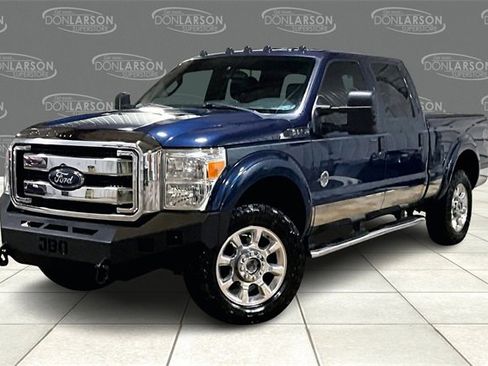 Used 2015 Ford F250 Lariat w/ Lariat Interior Package image 3