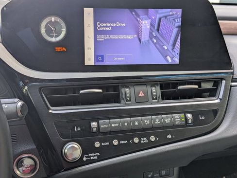Used 2025 Lexus ES 350 w/ Premium Package FWD image 7