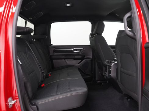 Used 2025 RAM 1500 Big Horn AWD/4WD image 9