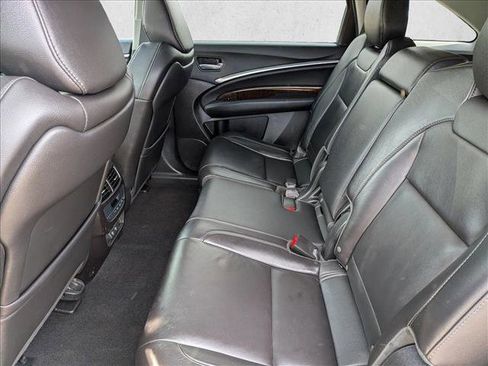 Used 2020 Acura MDX SH-AWD image 17