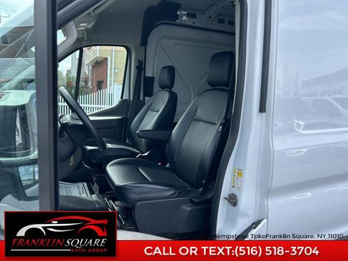 Used 2022 Ford Transit 250 Medium Roof image 20