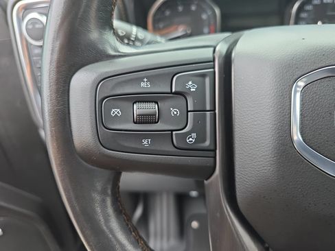 Used 2021 GMC Sierra 1500 AT4 w/ AT4 Premium Package AWD/4WD image 17