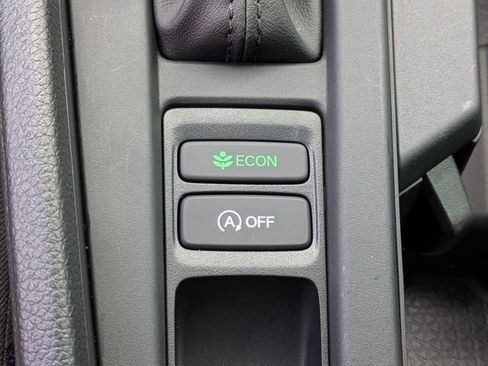 Used 2025 Honda Accord LX image 31