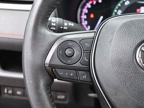Used 2022 Toyota RAV4 Adventure w/ Convenience Package AWD/4WD image 16