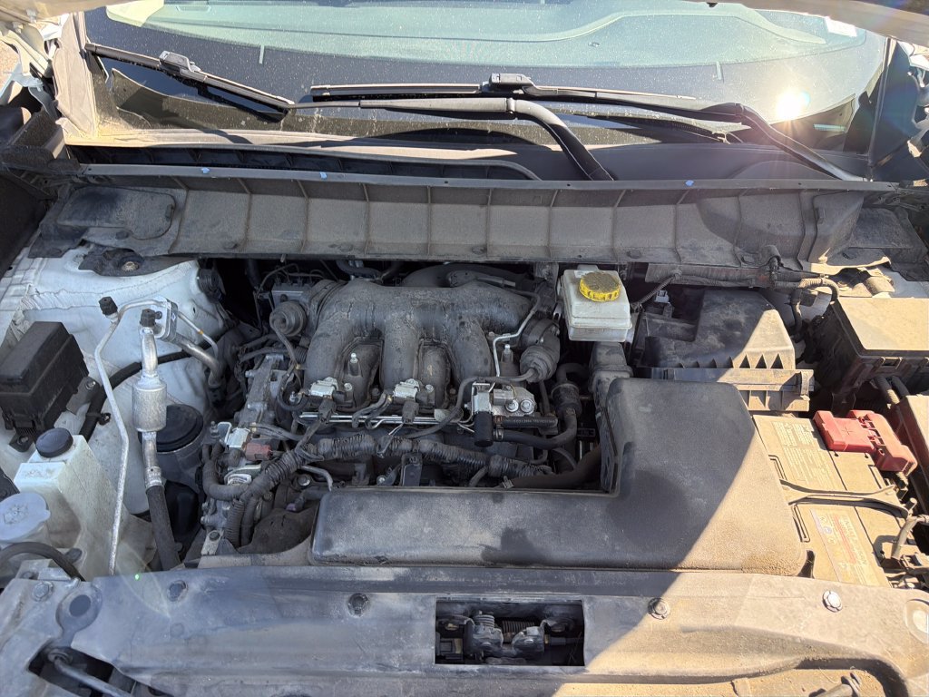 Used 2023 Nissan Pathfinder SV w/ Cargo Package AWD/4WD image 25