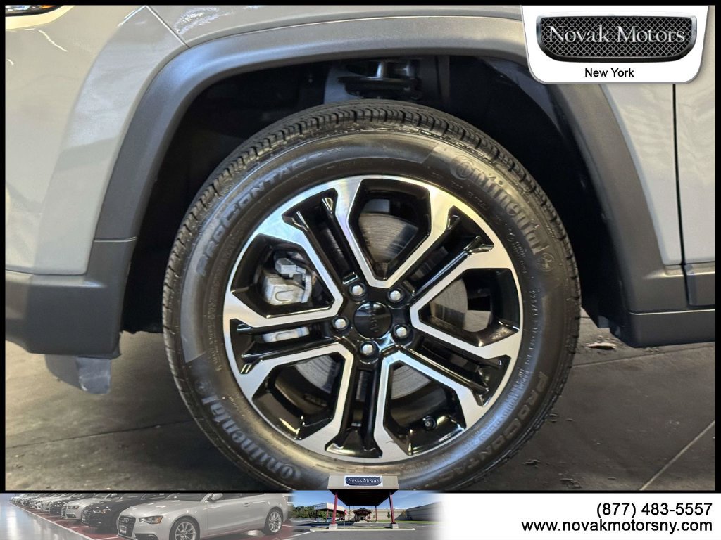 Used 2023 Jeep Compass Limited AWD/4WD image 9