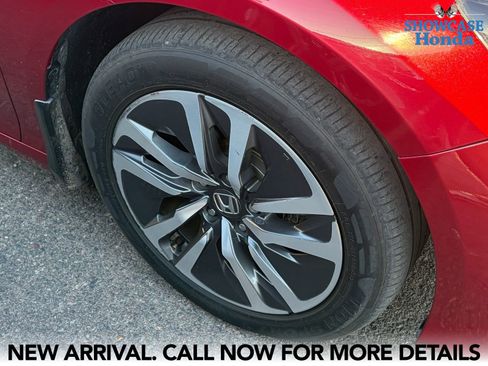 Certified 2021 Honda Accord EX-L image 10