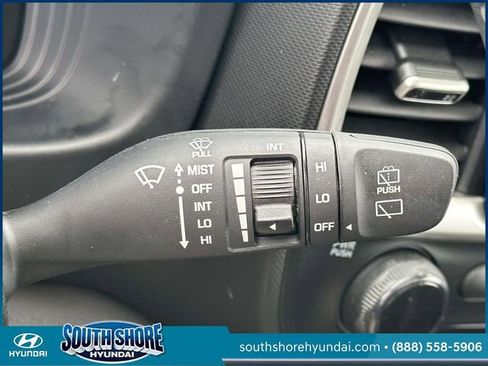 Certified 2023 Hyundai Venue SEL w/ Cargo Package image 24