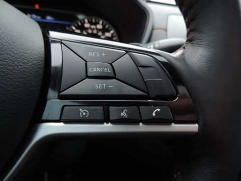 Certified 2021 Nissan Altima 2.5 SR w/ SR Premium Package image 26