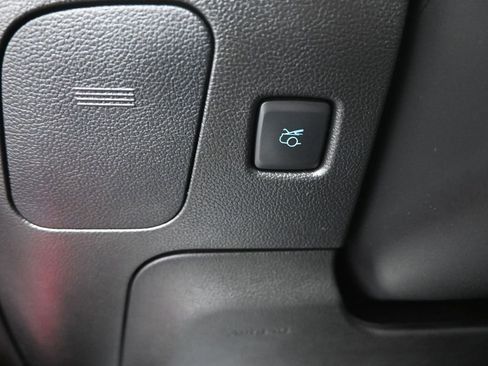 Used 2020 Ford Mustang Shelby GT500 w/ Technology Package image 20