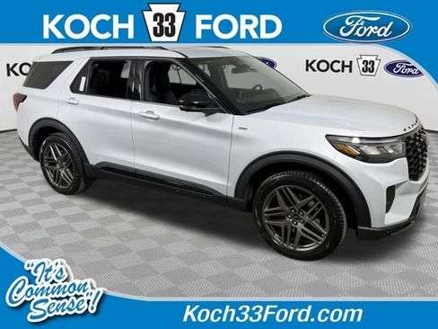 New 2026 Ford Explorer ST-Line w/ ST-Line Street Pack image 1