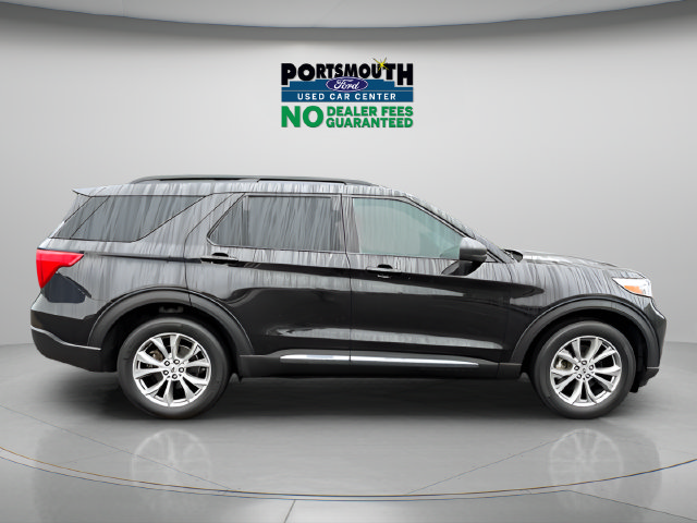 Used 2023 Ford Explorer XLT w/ Equipment Group 202A AWD/4WD image 6
