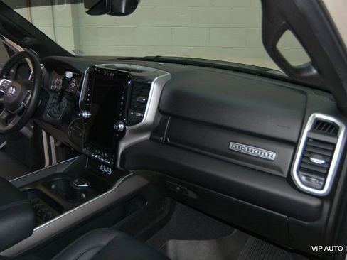 Used 2022 RAM 2500 Big Horn w/ Level C Equiment Group image 11