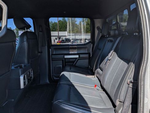 Used 2022 Ford F250 Lariat w/ Black Appearance Package AWD/4WD image 20