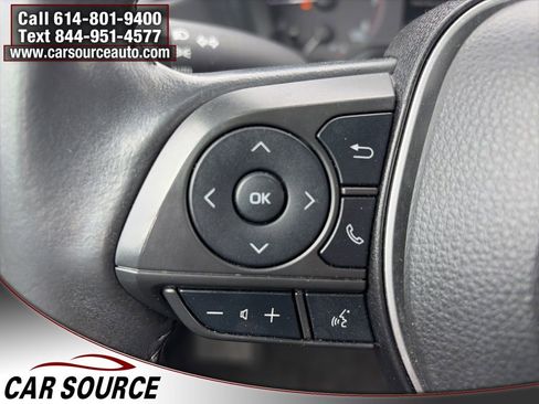 Used 2023 Toyota Corolla SE image 11