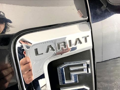 Used 2017 Ford F250 Lariat w/ Lariat Ultimate Package image 10