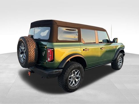 Used 2023 Ford Bronco Badlands image 5