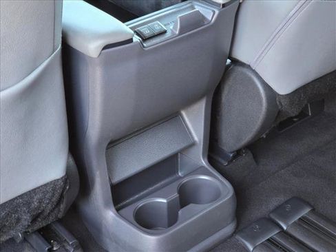 Used 2023 Toyota Sienna XLE image 17