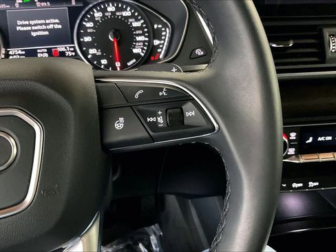 Certified 2025 Audi Q5 2.0T Premium image 21