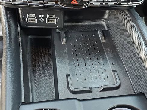 Used 2025 Dodge Durango GT image 30