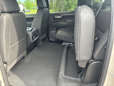 New 2026 Chevrolet Silverado 1500 High Country w/ Technology Package AWD/4WD image 38