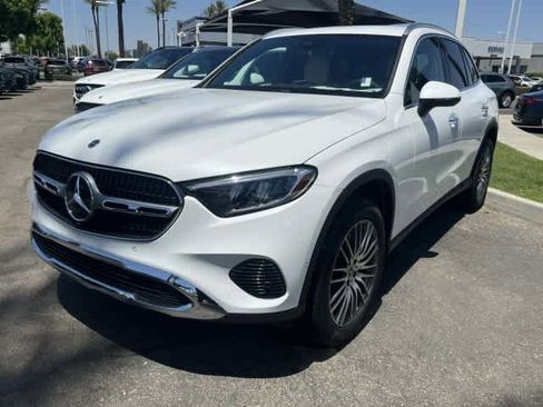 New 2026 Mercedes-Benz GLC 300 image 1
