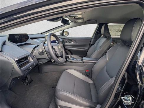 New 2026 Toyota Prius SE image 10