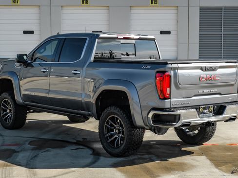Used 2021 GMC Sierra 1500 SLT w/ SLT Premium Plus Package image 10