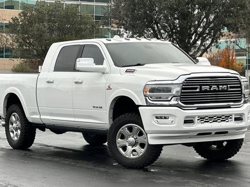Used 2022 RAM 3500 Laramie image 2