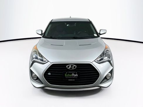 Used 2015 Hyundai Veloster Turbo FWD image 2