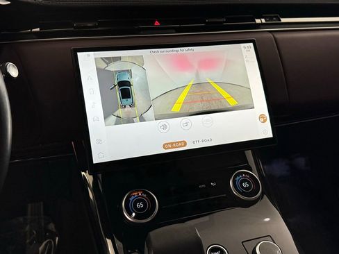 Used 2023 Land Rover Range Rover Sport SE Dynamic image 28