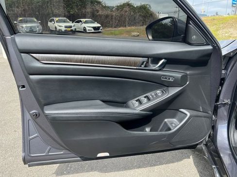Used 2021 Honda Accord EX-L image 16