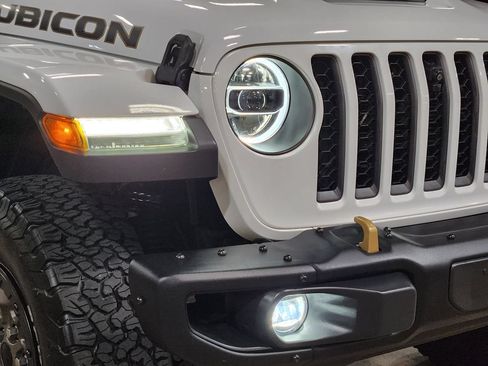Used 2021 Jeep Wrangler Unlimited Rubicon w/ Dual Top Group AWD/4WD image 13