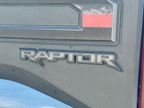 Used 2019 Ford F150 Raptor w/ Equipment Group 802A Luxury AWD/4WD image 11