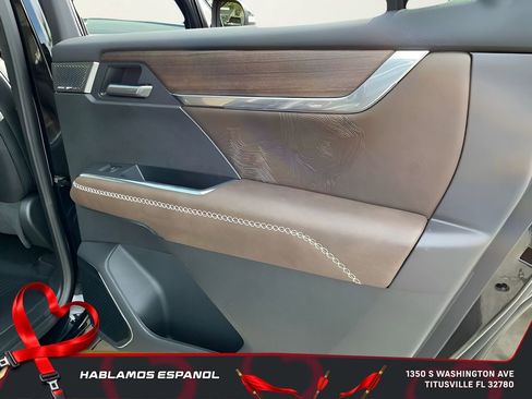 New 2026 GMC Acadia Denali Ultimate w/ LPO, Floor Liner Package image 22