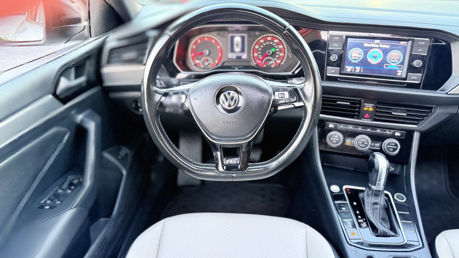 Used 2019 Volkswagen Jetta R-Line FWD image 14