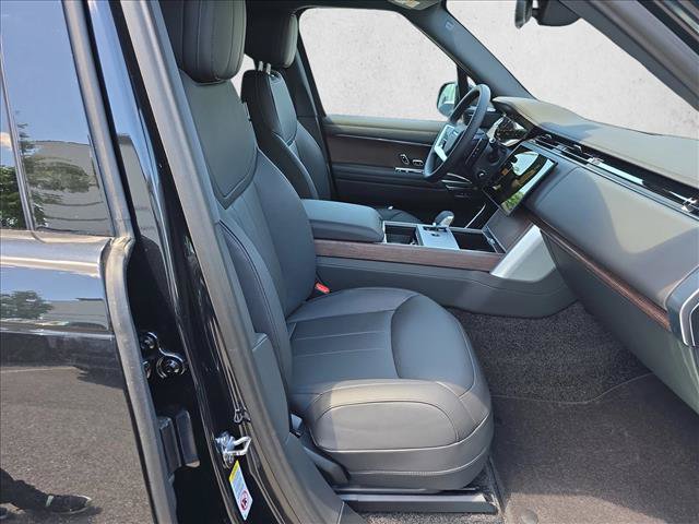 New 2025 Land Rover Range Rover SE AWD/4WD image 10