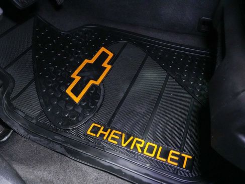 Used 2015 Chevrolet Traverse LT image 19