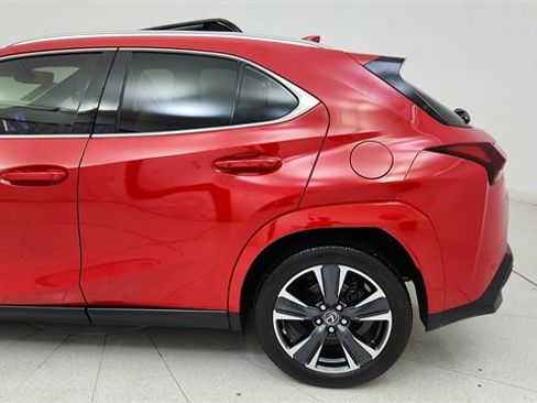 Used 2023 Lexus UX 250h FWD w/ Premium Package image 10