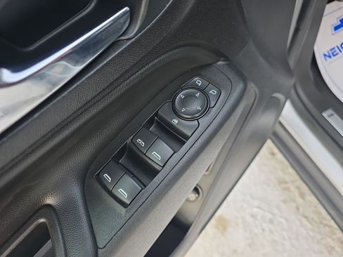 Used 2021 Chevrolet Equinox Premier image 11