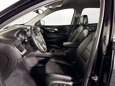Used 2024 GMC Terrain SLT AWD/4WD image 11