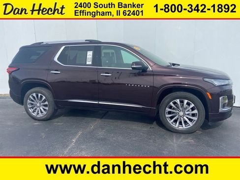 Certified 2022 Chevrolet Traverse Premier w/ LPO, Floor Liner Package image 1