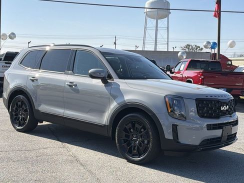 Used 2022 Kia Telluride EX w/ EX Premium Package image 35