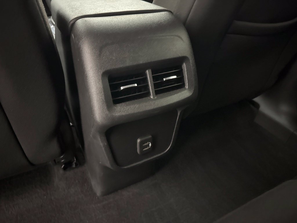 Used 2020 Chevrolet Equinox LT w/ Driver Convenience Package AWD/4WD image 38