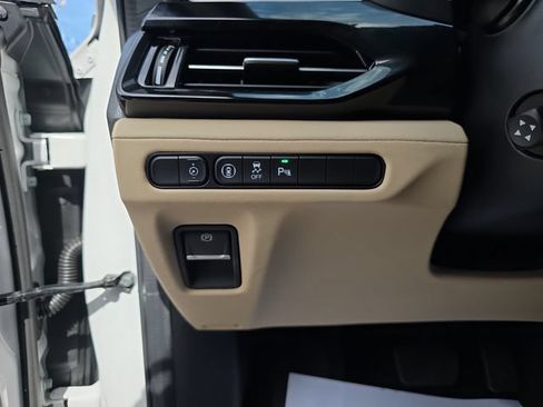 Certified 2023 Acura MDX SH-AWD w/ Technology Package image 20