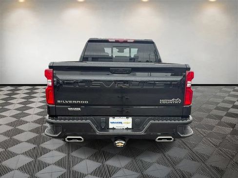 Used 2024 Chevrolet Silverado 1500 High Country w/ Technology Package AWD/4WD image 6