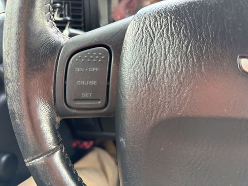 Used 2006 Jeep Wrangler Rubicon w/ Security Group image 32