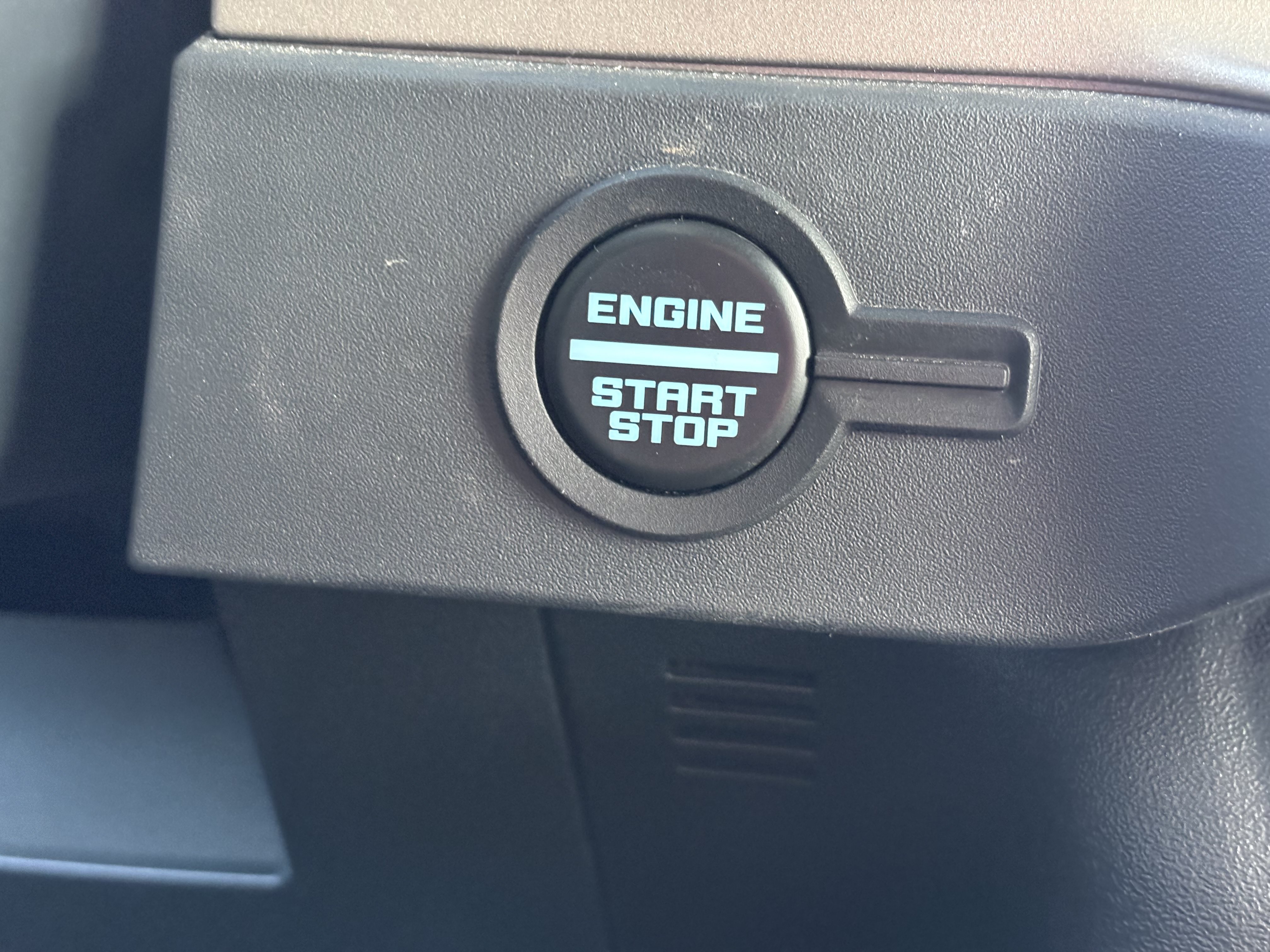 Used 2025 Ford Bronco Outer Banks AWD/4WD image 20