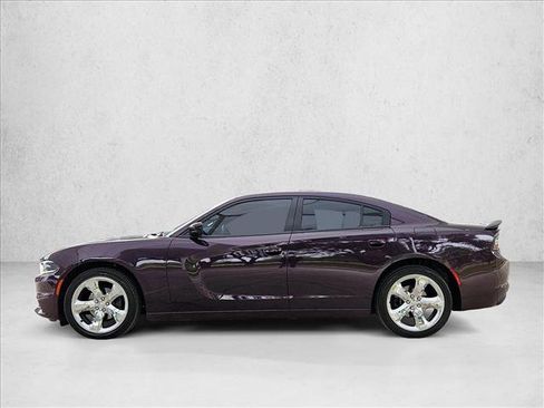 Used 2021 Dodge Charger SXT w/ Blacktop Package RWD image 8